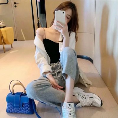 模范爱侣